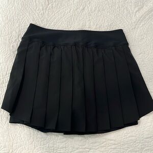 Old Navy pleated skort, black, size L